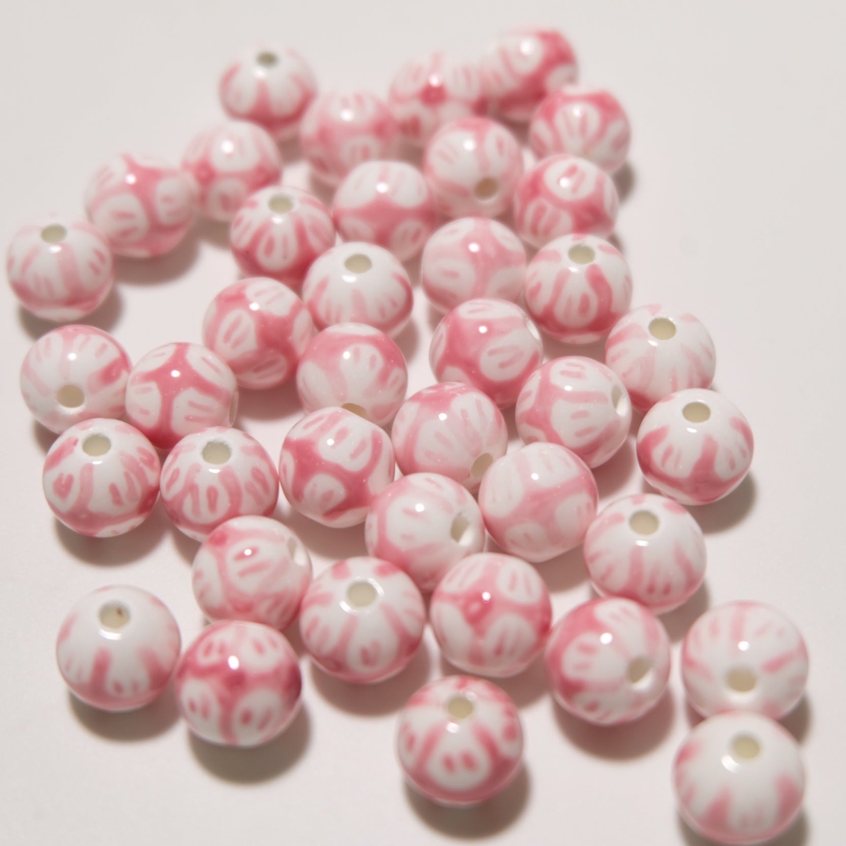 Venta al por mayor, pétalos pintados a mano de 12MM, adornos de bricolaje, cuentas de cerámica